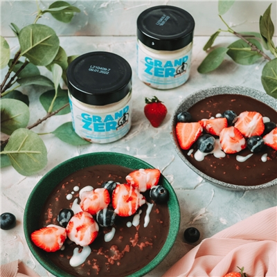 RECEPT: Bounty ovesná kaše s čoko krustou RECEPT: Bounty ovesná kaše s čoko krustou