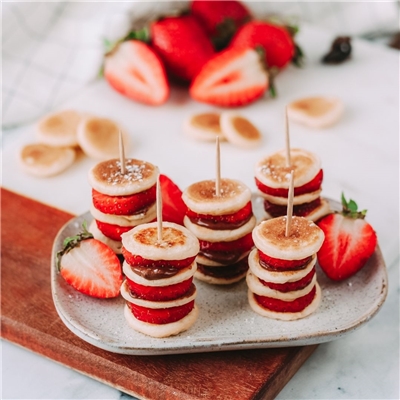 Mini lívanečky s jahodami