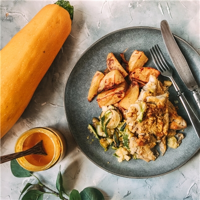 RECEPT: Filé s pikantním arašídovým krémem a cuketou RECEPT: Filé s pikantním arašídovým krémem a cuketou