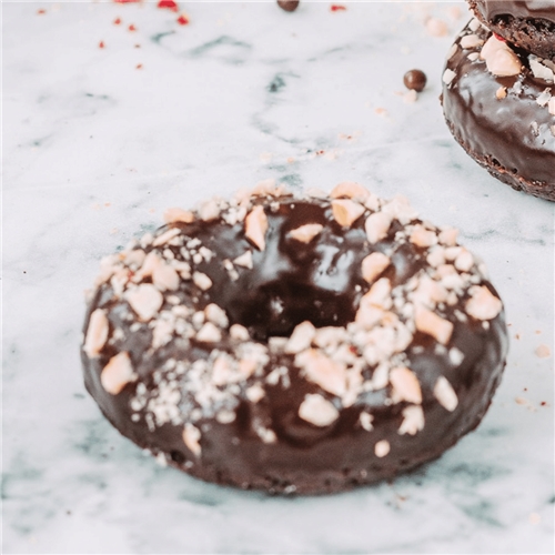 RECEPT: Čokoládové donuty